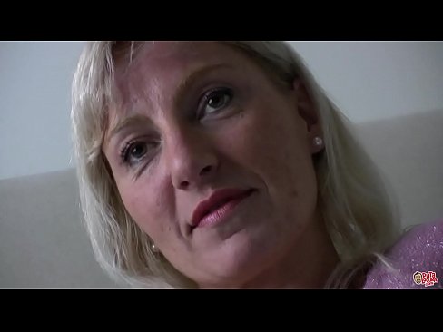 ❤️ La mère que nous avons tous baisée ... Madame, tenez-vous bien ! ❌ Porno de qualité at us ❤