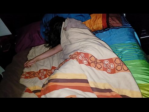 ❤️ Beau-fils réprimandant sa jeune belle-mère pendant qu'elle dort. ❌ Porno de qualité at us ❤